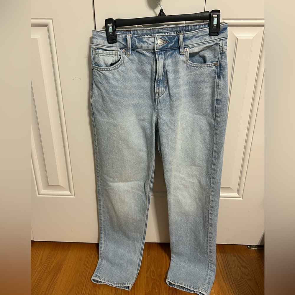 American Eagle Outfitters Blue Strigid Mom Jeans Size 26